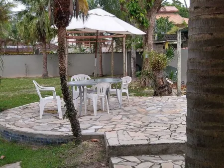 BEAUTIFUL HOUSE WITH POOL AND COURT + 2 BEACHES (RIVIERA AND Itaguaré)