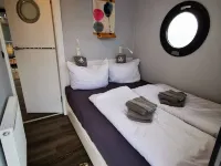 Houseboat Fjord Serina with bio-sauna and roof terrace in Schleswig Hoteles en Schleswig