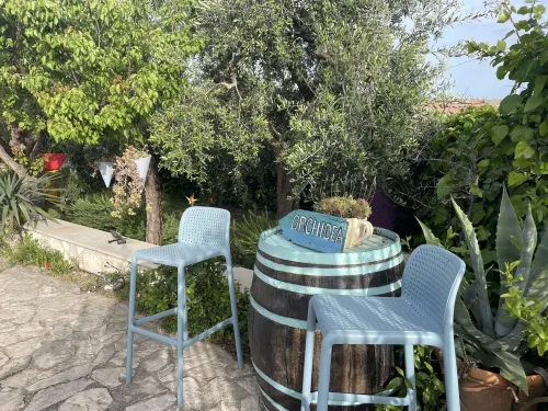 Puutarhatalo Gargano Macchia Liberassa, 10 Minuutin Päässä Mattinatasta