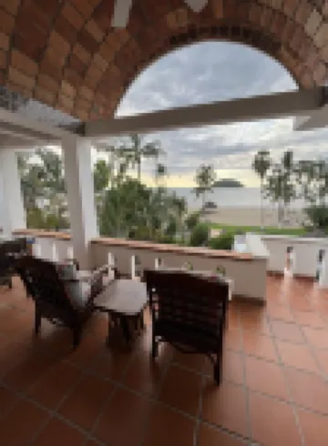 Oceanfront studio apartment