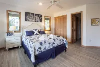 Fall Special-Free Heated Pool, Free Linens, Free Cleaning, Reduced Rate, 5 Bdrms Hotels in Corolla