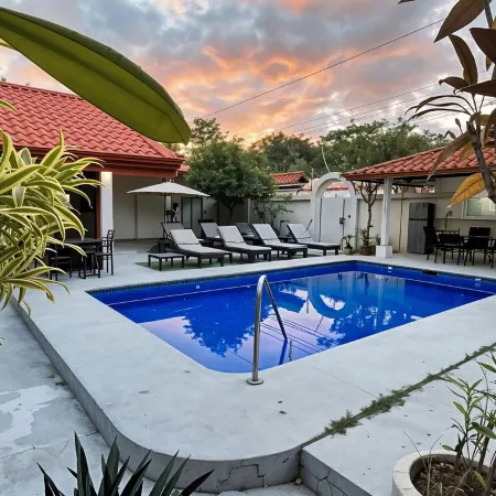 Mason Party Villa Near Night Life Jaco