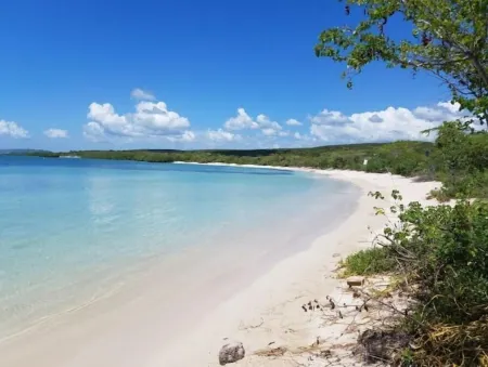 Cabanas Playa Santa/Apto.B/ Mesa de billar/ Piscinas /barbacoa/ Renovable Energy Отели в г. Монтальва