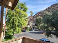 Peaceful Desert Studio Condo near La Quinta & Palm Desert.  Tons to do!