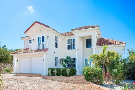 Villa Shades Of Blue Chalk Sound Отели рядом с достопримечательностью «Turks and Caicos Island»