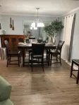 SPACIOUS COZY HOME 5BD/2BTH SLEEPS 11 CLOSE TO THE BEACHES