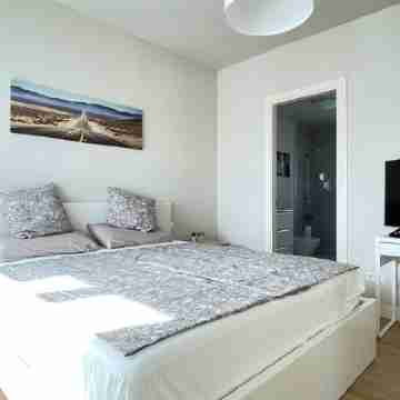 BRAND NEW: Villa Piteras Golf | Jacuzzi & Sea View Rooms