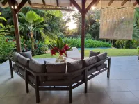 Villa with exceptional view of tropical garden!