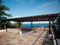 Tranquil Cliffside Apartment with Stunning Ocean Views