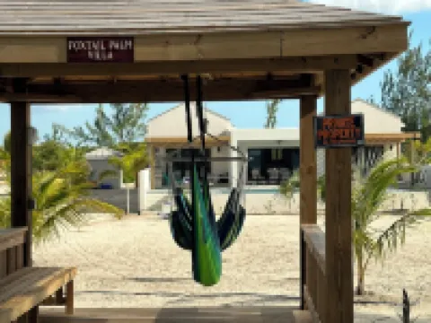BRAND NEW Beachfront Villa best sandy beach in TCI with pool Fox Tail Palm Villa