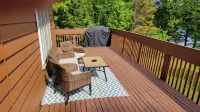 5mins from Parry Sound, Small, clean lake with only 5 other cottages! Hotels in Parry Sound District