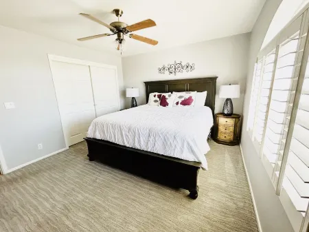 Cozy Beautiful Mesa Escape Golf King Bed Sauna Relax! 55+ Sunland Golf Community Отели рядом с достопримечательностью «Arizona State University Polytechnic Campus»