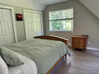 Cozy and Private West Coast Home