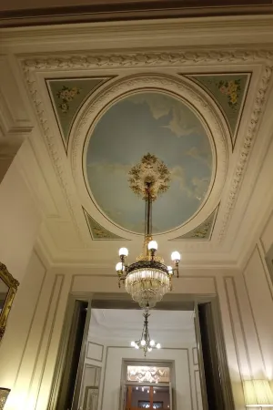 Superb character duplex in the European district Отели рядом с достопримечательностью «Rue St Boniface»