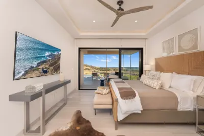 Oceanfront Elegance 3 BR Condo at Alvar in Quivira Los Cabos Marina Cabo San Lucas 주변 호텔