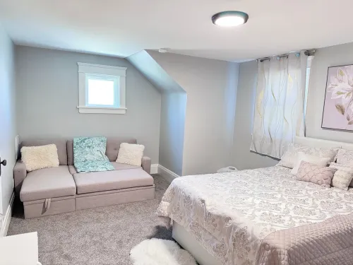 Modern House Erie PA Hotel a Erie