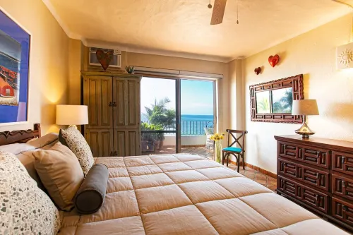 Best Views! Ocean Front, Unit 408 Floor & Rooftop Pool