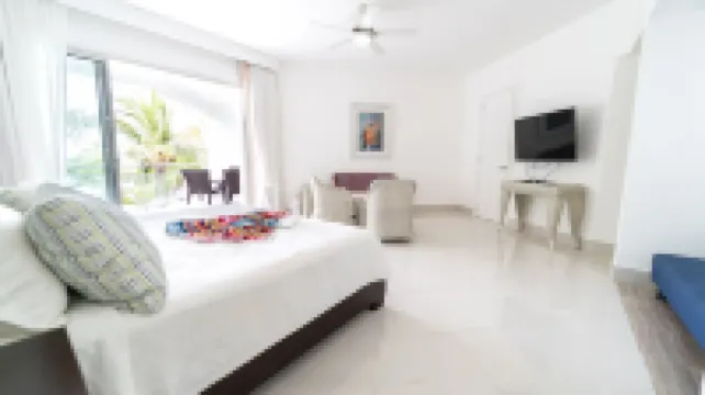Seawinds Cabarete Beachfront Penthouse, Stunning Balcony Views, Sleeps 6