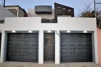 Residencia Playa Hermosa Hotels near El Universo hecho a mano