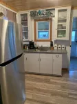 Lakeside Cottage w/ Private Beach and Sunset Views-Niagara