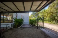 Playa Pelada/N. Guiones Luxury home, 5 min. Walk to Beach and Restaurants