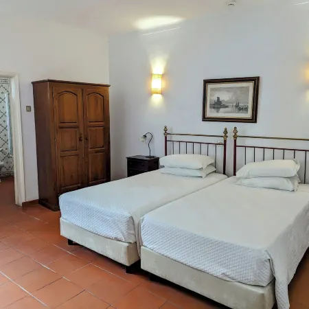 Hotel Solar de Monfalim Hotel a Évora
