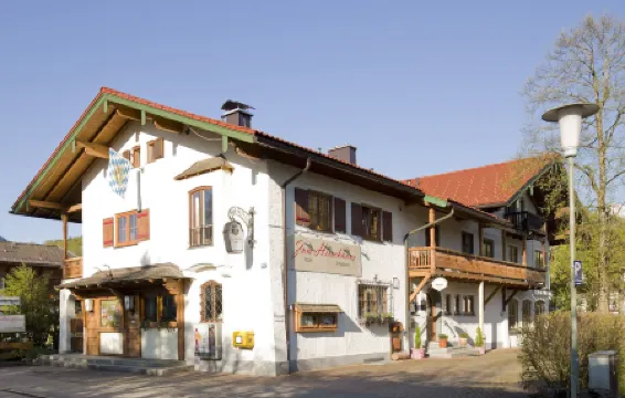 Hotel-Restaurant Zum Hirschhaus Inklusive Chiemgau Karte
