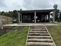 Paparoa Escape-Bush Walk, Hot Tub, Serene Views, Peaceful Escape & Dog Friendly.