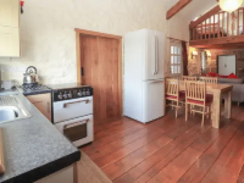 Dovetail Cottage Hotels in Llangollen