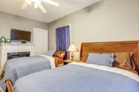 Main Street Home: 1 Mi to Callaway Gardens - 停車場
