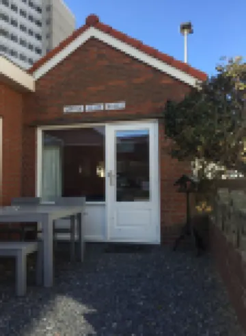 贊得弗爾得海灘別墅公寓