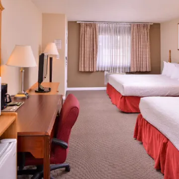 Maverick Motel - Modern Renovated Motel