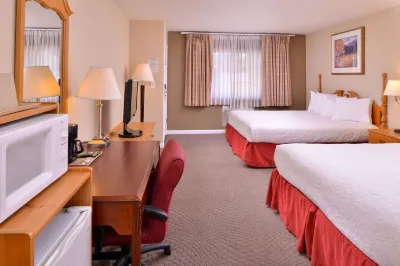 Maverick Motel - Modern Renovated Motel Hotels in Klamath Falls