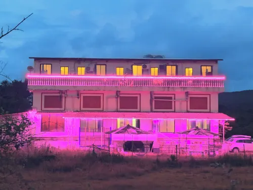 Shobha Farmhouse Hotels in Kashid