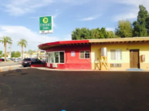 Desert Inn Hotels in Brawley
