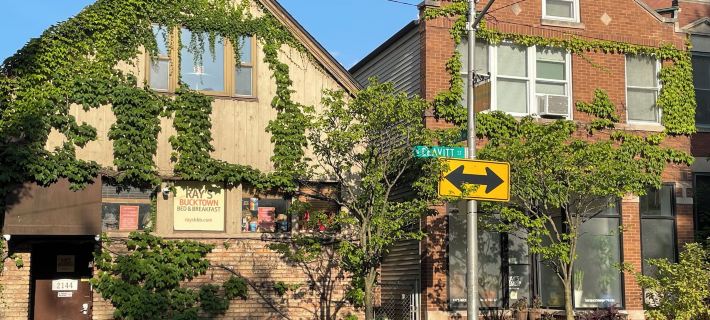 Ray's Bucktown Bed and Breakfast Hotels in Чикаґо