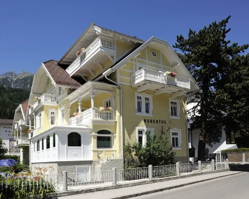 Hotel Garni Hubertus-Nostalgie & Charme Hotels in Fulpmes