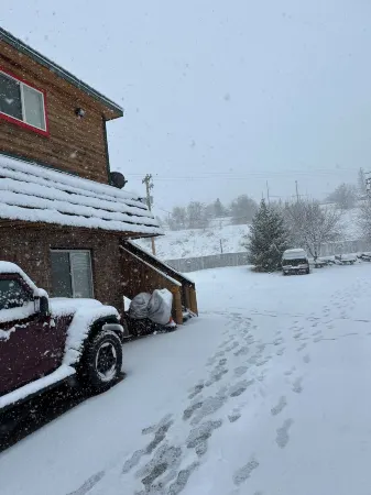 Rustic Inn Motel Отели рядом с достопримечательностью «Ely Renaissance Village»