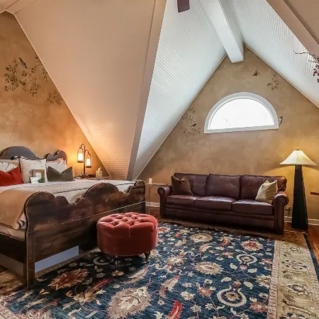 Harvey House Bed & Breakfast