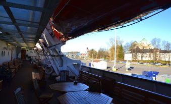 Laivahostel S/S Bore