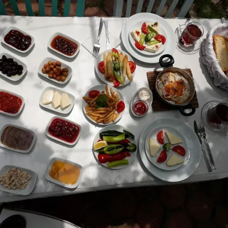Ada KEKİĞİ PANSİYON