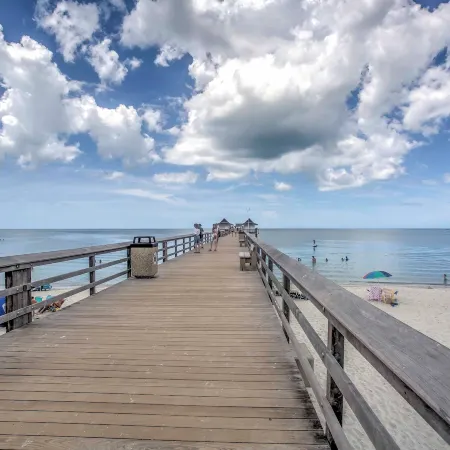 Condo w/ Pool Access: Walk to Shopping & Beach!