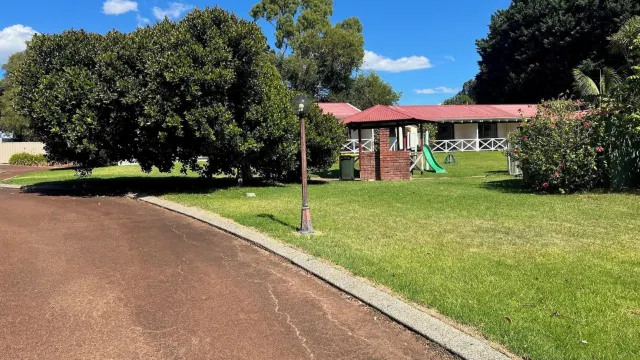 紅桉林汽車旅館