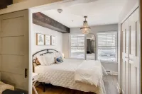 First Tracks 3105 1 Bedroom Condo by Redawning - Homestays