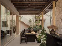 นาโบอา โรงแรม ตูลุม