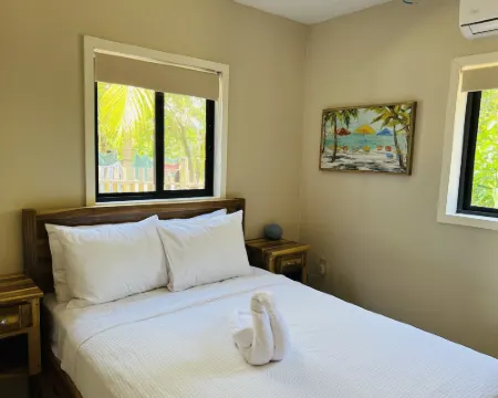The Flying Toucan Hotels in Placencia