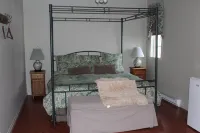 Dominion Hotel