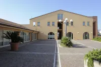 Hotel Plazza Hotels in Porcari