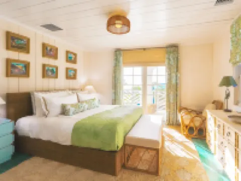 The Rock House Hotel Hotels in Dunmore Town