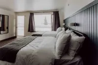 The Bayview Motel - Fort Frances, on - Lakeside Motel